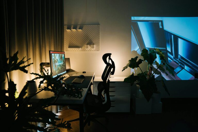 Tips for Creating a Comfortable and Productive Home Office Space